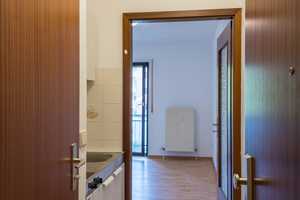 Schönes 1-Zimmer Apartment, mit Balkon, in Mannheim-Lindenhof - zentral gelegen – Meerfeldstraße 11, 68163 Mannheim – Vorschaubild 1