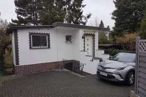 Wohn-Idyll in 2. Reihe – Bungalow 60 qm Wohnen +  Souterrain  30 qm + Garten 200 qm + Stellplatz