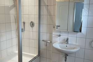 Viel Platz für den Alltag in diesem 4-Zimmer-Haus in Worms – Die vollständige Adresse der Immobilie erhältst du vom Anbieter., 67549 Innenstadt West, Worms – Vorschaubild 2