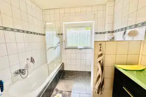 Traumhaftes Wohnen auf einer Etage mit ebenerdigem Grundstück in einer Sackgasse – Märkischer Kreis – Vorschaubild 15