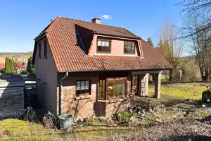 RESERVIERT.....Charmantes Einfamilienhaus in ruhiger Sackgassenlage mit Carport, Terrasse und Garten – Hildesheim (Kreis) – Vorschaubild 9