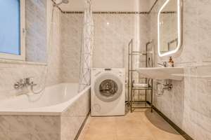 Altbauflair in Bestlage: Charmante 2-Zimmer-Wohnung im Herzen Haidhausens – Die vollständige Adresse der Immobilie erhältst du vom Anbieter., 81667 Haidhausen Süd, München – Vorschaubild 11