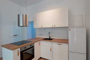 Großzügig sanierte Altbauwohnung im Design-Stil mit offener Wohnküche & Garten – zentral gelegen! – Lessingstraße 31, 40227 Düsseldorf – Vorschaubild 18