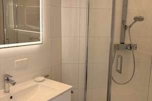 Urban Living - 3 ZKBBT EBK, vollmöbliertes Loft-Penthouse Nähe der Bielefelder Altstadt – Falkstraße 3, 33602 Mitte, Bielefeld – Vorschaubild 15
