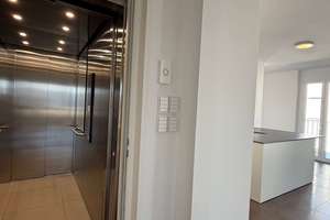 Penthouse-Flair mit großzügiger Sonnenterrasse, Licht, Raum und traumhaftem Ausblick! – Die vollständige Adresse der Immobilie erhältst du vom Anbieter., 80809 Am Riesenfeld, München – Vorschaubild 15