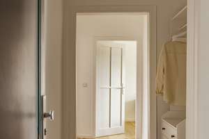 Über den Baumkronen - helle Zweizimmerwohnung mit Südwestbalkon & Aufzug – Marchlewskistraße 99, 10243 Friedrichshain, Berlin – Vorschaubild 10