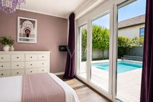 Mehrgenerationen-Villa mit Pool, Penthouse und außergewöhnlichem Wohnkomfort – Die vollständige Adresse der Immobilie erhältst du vom Anbieter., 81825 Gartenstadt Trudering, München – Vorschaubild 8