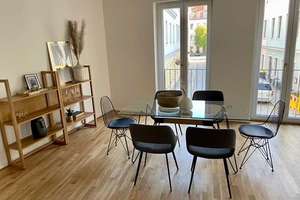Großzügige 2-Zimmer-Wohnung mit Süd-Loggia /// Die Königshöfe. Bestlage neu definiert.