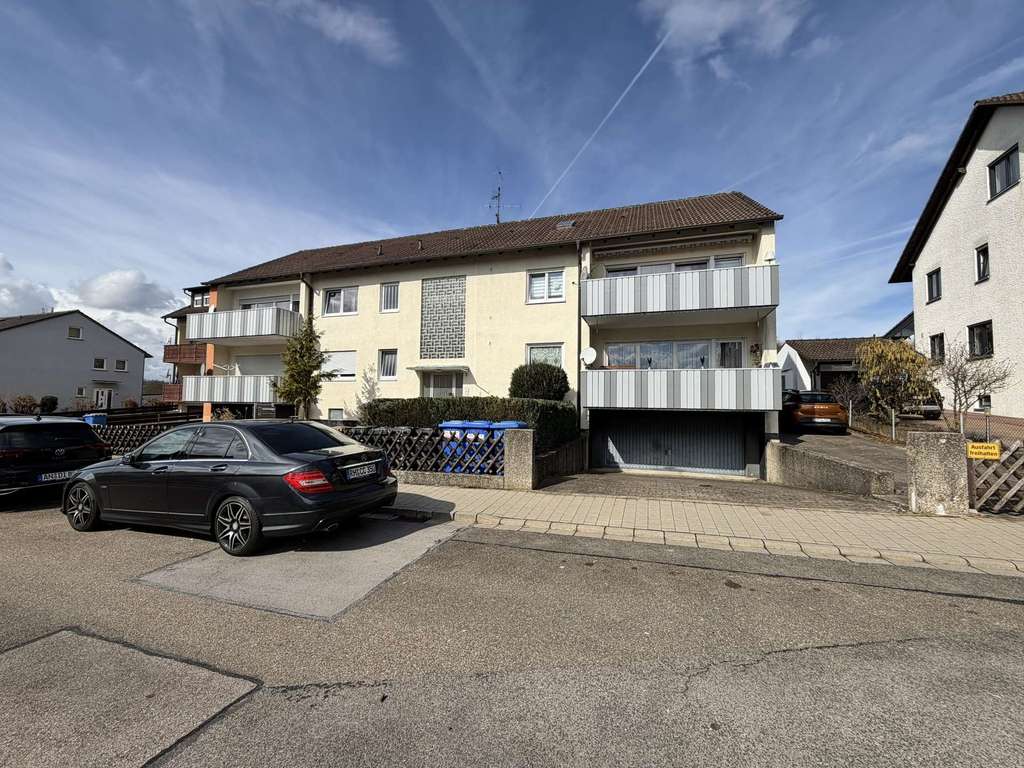 Immobilie in Allersberg - 3-Zimmer-Wohnung mit Balkon in ruhiger Wohnlage von Allersberg. - Bild 1