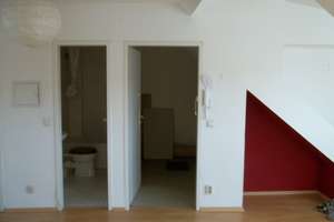 Vollmöblierte und geräumige 1-Zimmer-Wohnung in Krefeld-City – Vereinsstraße 110, 47799 Cracau, Krefeld – Vorschaubild 5