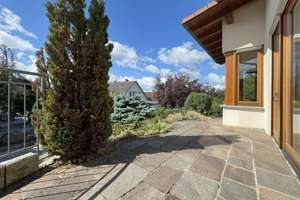 Großzügiges Zuhause. 8 Zimmer. 223 m².
Garten, Garage und 2 Stellplätze. Viel
Platz für Ihre Ideen – Die vollständige Adresse der Immobilie erhältst du vom Anbieter., 78244 Gottmadingen – Vorschaubild 6