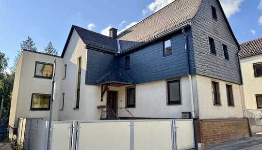 Bild von Seltenes Schmuckstück mit Charme und Geschichte – zentrales Ein- oder Zweifamilienhaus mit Garten