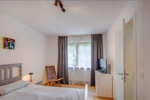 Möbliert: Schöne möblierte Gartenwohnung – Die vollständige Adresse der Immobilie erhältst du vom Anbieter., 81479 Solln, München – Vorschaubild 4