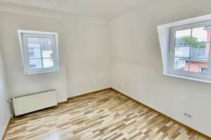 KR-VON-BECKERATH-STRASSE - INDIVIDUELLE STUDIO-WOHNUNG FÜR EINZELPERSON IN GEPFLEGTEM 2-FAMILIENHAUS – von-Beckerath-Strasse 3, 47799 Cracau, Krefeld – Vorschaubild 8