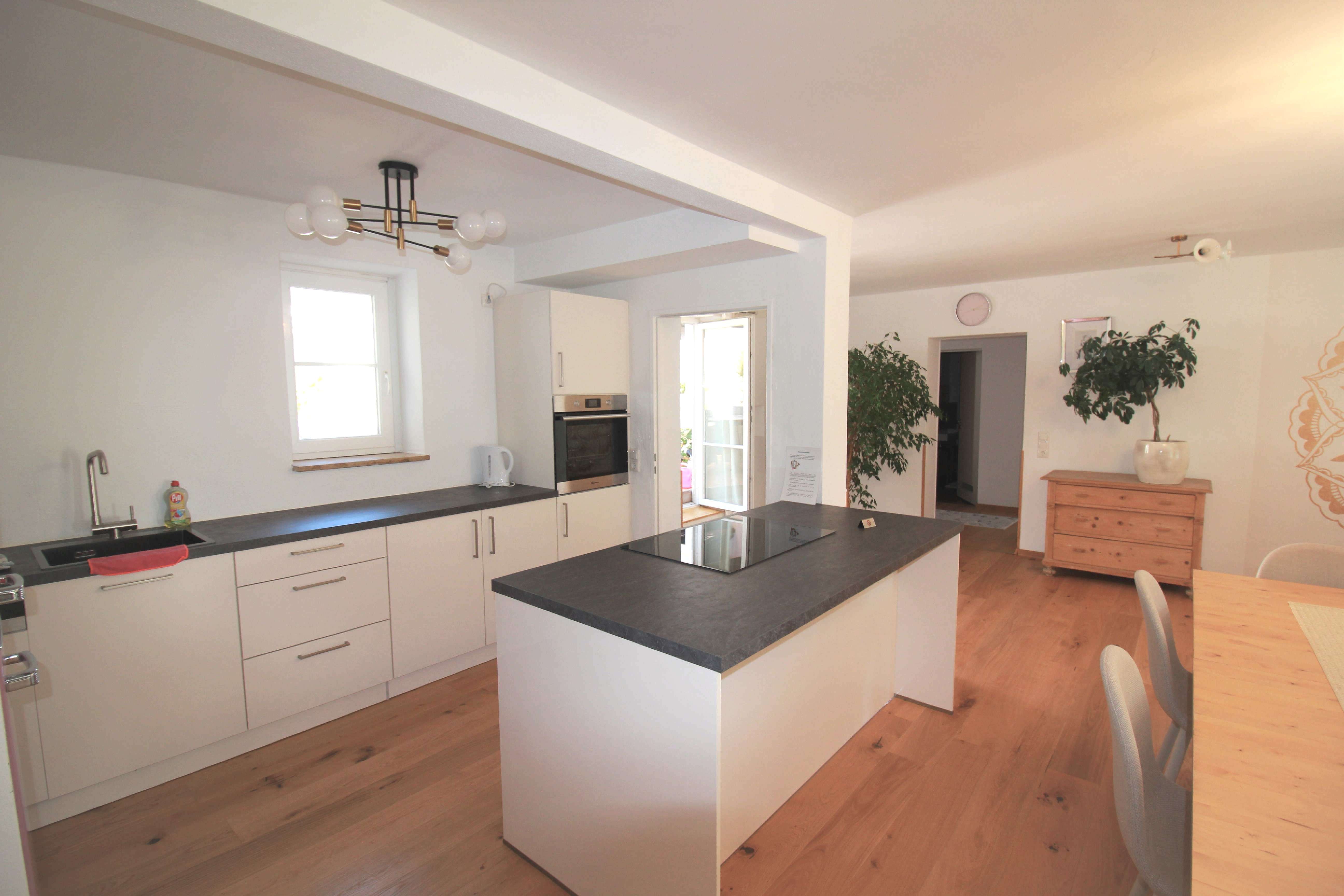 Immobilie in Kolbermoor - **Traumhaft schöne ca. 130 m² Wohnung mit Lichtinnenhof in Kolbermoor** - Bild 6