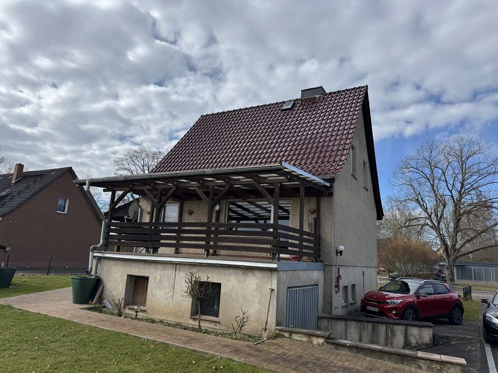 Immobilie in Groß Kiesow - Haus mit Potential und großem Grundstück, ca. 12 km von der Hansestadt Greifswald entfernt !!! - Bild 1