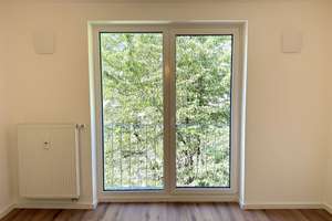 Frisch sanierte WG-taugliche Wohnung im Neubaustandard – 2 Schlafzimmer, Wohnküche, Uni-Nähe – Klever Platz 10-12, 42117 Elberfeld, Wuppertal – Vorschaubild 2