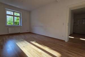 Bezugsfreie Vierraumwohnung mit Stellplatz, Parkett und großzügigem Balkon – Die vollständige Adresse der Immobilie erhältst du vom Anbieter., 4129 Eutritzsch, Leipzig – Vorschaubild 5
