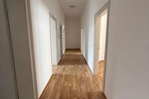 Große 5-Zimmer-Wohnung – ideal für 4er-WG – Erstbezug nach Umnutzung – Kaiserstraße 109, 76133 Innenstadt-Ost, Karlsruhe – Vorschaubild 7