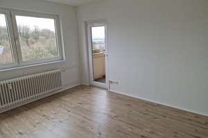 Von uns renoviert: 3-Zimmer-Wohnung im 7.OG – Mohrhennsfeld 45, 42369 Ronsdorf, Wuppertal – Vorschaubild 1