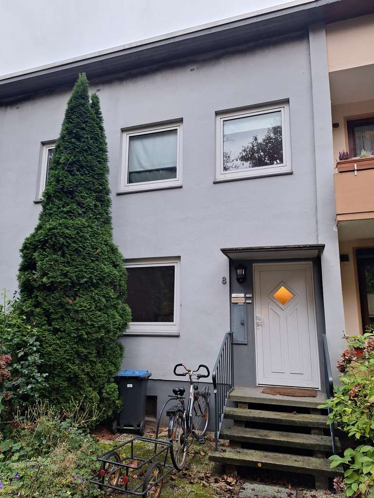 Helles 2-Familienhaus mit großem Südwest-Garten in sehr ruhiger Wohnlage der Bremer Neustadt