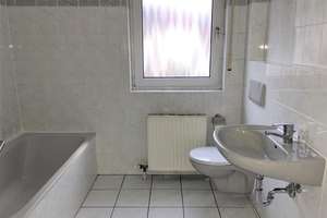 Exklusive 4,5-Zimmer-Maisonette-Wohnung mit Balkon in Wiesbaden-Naurod – Die vollständige Adresse der Immobilie erhältst du vom Anbieter., 65207 Naurod, Wiesbaden – Vorschaubild 10