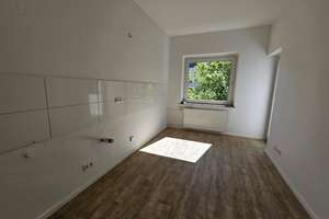 Frisch renoviert und ab sofort frei!! – Bochumer Straße 3, 40472 Rath, Düsseldorf – Vorschaubild 2