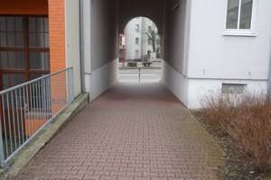 CITY CRUISER / Aber sehr ruhig gelegen. Schöne 3-Zimmerwohnung mit Einbauküche, Balkon + Tiefgarage – Schiersteiner Str. 37A, 65187 Rheingauviertel / Hollerborn, Wiesbaden – Vorschaubild 12