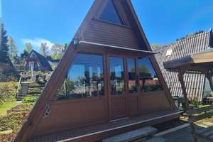 Günstig ins Eigenheim!
Kleines Chalet zum top Preis. Billiger als Miete. Tolle Lage und gut saniert – Die vollständige Adresse der Immobilie erhältst du vom Anbieter., 94078 Freyung – Vorschaubild 16
