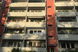 TOP - 3 Zimmer Wohnung, hochwertig saniert,  mit neuer Einbauküche, Westbalkon – Herbert-Tschäpe-Straße 26, 10369 Fennpfuhl, Berlin – Vorschaubild 9