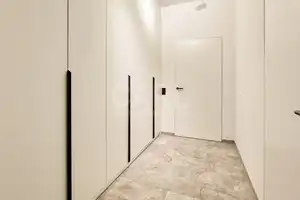 Luxuriöser Wohntraum! Anspruchvolles Stadthaus in attraktiver Lage am Friedensplatz! Voll möbliert! – Heilbronn – Vorschaubild 46