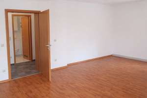 **KRIEGSHABER** Gepflegtes Mehrfamilienhaus mit 6 Wohneinheiten unweit der Uniklinik – Untere- Osterfeld- Straße 76, 86156 Kriegshaber, Augsburg – Vorschaubild 6