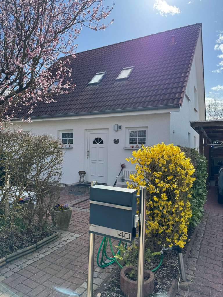 Immobilie in Kremmen - wunderschönes Einfamilienhaus in idyllischer Lage - Bild 2