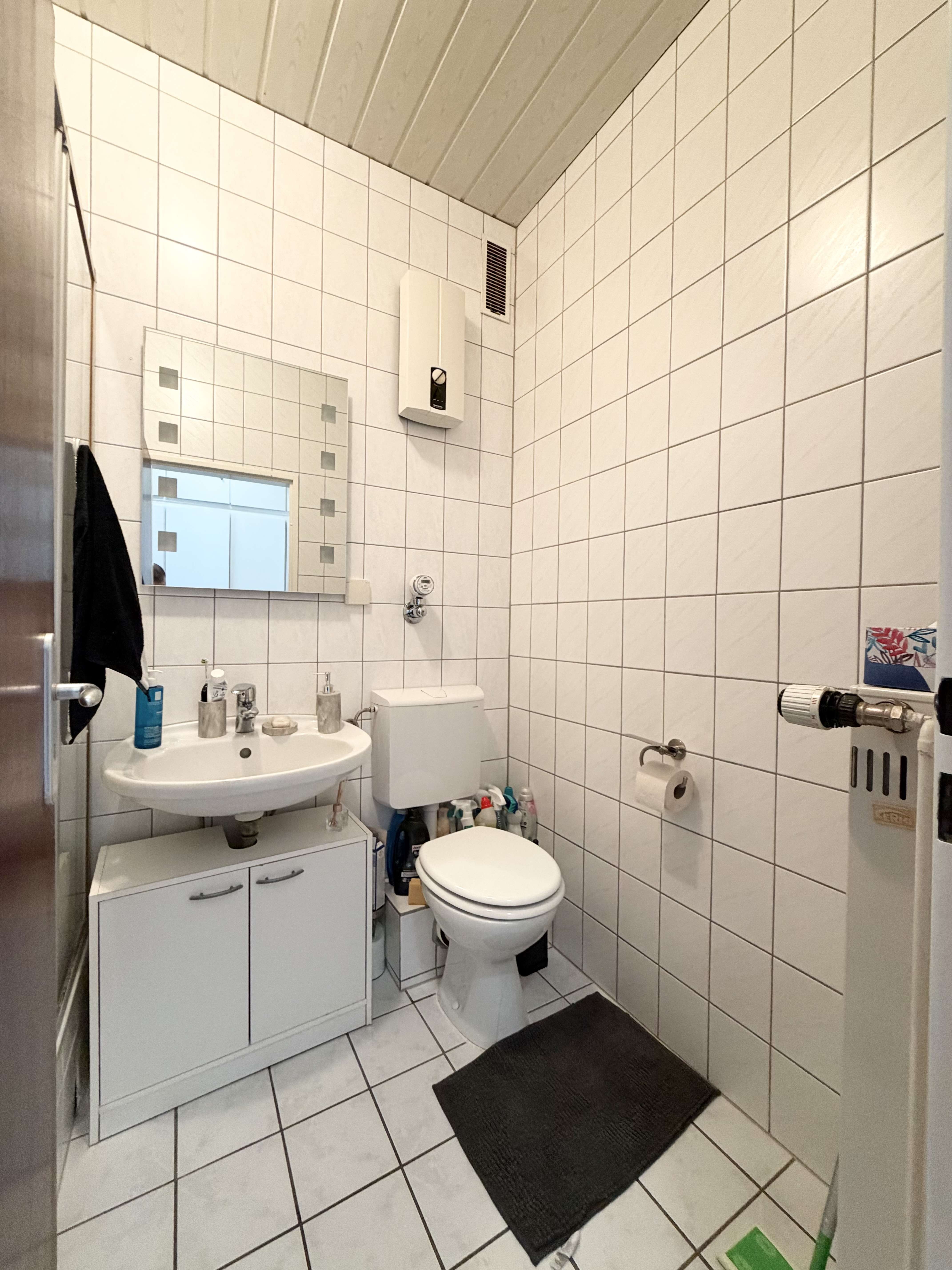 Immobilie in Garbsen - 1-Zimmer-Wohnung mit Balkon, Keller & EBK und top Energiewerten! - Bild 2