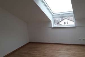 Großzügig geschnittene Dachterrassenwohnung in Ebersberg – Floßmannstraße 5c, 85560 Ebersberg – Vorschaubild 9