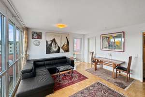 Helle 2-Zimmer-Wohnung mit zwei Balkonen & Top-Anbindung – Innsbrucker Ring 11, 81673 Echarding, München – Vorschaubild 2