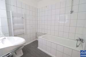Gepflegte 2 Zimmer Wohnung mit Balkon in Mannheim - Neckarstadt zu verkaufen – Die vollständige Adresse der Immobilie erhältst du vom Anbieter., 68169 Neckarstadt-West, Mannheim – Vorschaubild 5