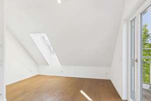 Willkommen in Ihrem Penthouse mit Dachterrasse in ruhiger Waldrandlage – Die vollständige Adresse der Immobilie erhältst du vom Anbieter., 81827 Waldtrudering, München – Vorschaubild 6