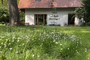 Großzügiges freistehendes EFH im Grünen – natürlich gebaut, mit Terrasse & Kamin – Die vollständige Adresse der Immobilie erhältst du vom Anbieter., 13591 Staaken, Berlin – Vorschaubild 2
