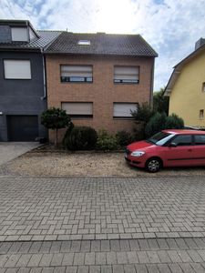 Offen für Angebote: Zweifamilienhausnhaus in Düren