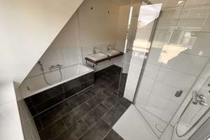 Maisonettewohnung mit großem Balkon und wunderbarer Aussicht// ZG 2.OG/3.OG re. – Goethestr. 12 I, 38440 Stadtmitte (Ortsteil), Wolfsburg – Vorschaubild 12