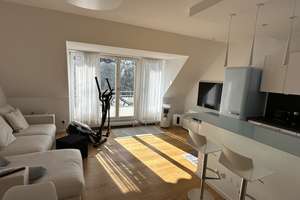 Provisionsfrei: Sonnige 2-Zimmer Dachgeschosswohnung in München-Neuhausen