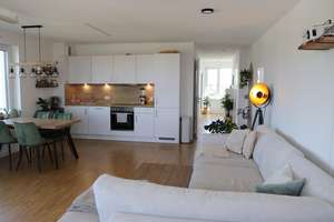 Urbanes Wohnen mit Highlight-Dachterrasse: Stilvolles 2-Zi.-Apartment im beliebten Hanna-Carré HC28 – Johanna-Dachs-Str. 36, 93055 Ostenviertel, Regensburg – Vorschaubild 5