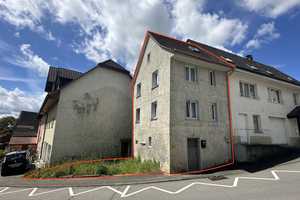 Herziges Reiheneckhaus auf 4 Stockwerke verteilt. Sofort frei! – Bergstr. 5, 78262 Konstanz (Kreis) – Vorschaubild 1