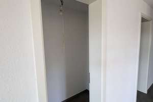 **Helle, moderne 4-Zi.-Wohnung mit EBK und TG-Stellplatz** – Die vollständige Adresse der Immobilie erhältst du vom Anbieter., 70374 Muckensturm, Stuttgart – Vorschaubild 9