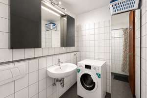 Gut geschnittene, helle 3-Zimmer-Wohnung mit sonniger Innenhofloggia, Balkon und TG-Stellplatz – Die vollständige Adresse der Immobilie erhältst du vom Anbieter., 30161 List, Hannover – Vorschaubild 17