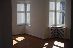Schöne große 3 Zimmer-Wohnung mit begehbarem Kleiderschrank mitten in der City!!! – Augustastr. 4, 45879 Altstadt, Gelsenkirchen – Vorschaubild 2