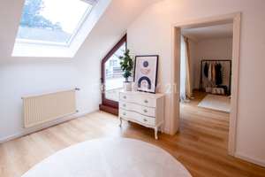 Provisionsfrei!!! EFH mit Einliegerwohnung in Bestlage – Die vollständige Adresse der Immobilie erhältst du vom Anbieter., 67434 Hambach, Neustadt an der Weinstraße – Vorschaubild 4