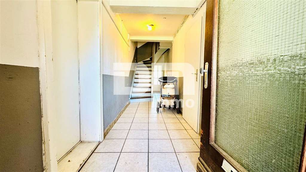 Immobilie in Moringen - Vollvermietetes Wohn- und Gewerbeensemble: 3 Wohnungen + 2 Gewerbeeinheiten - Bild 2