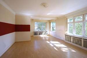 Freistehende Villa als Zweifamilienhaus mit Doppelgarage und separatem Gartengebäude in Ohligs. – Die vollständige Adresse der Immobilie erhältst du vom Anbieter., 42697 Wald, Solingen – Vorschaubild 11